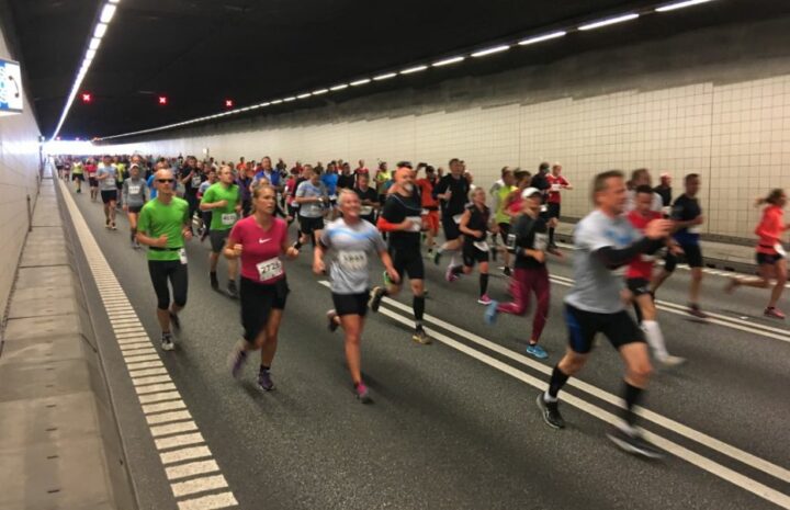 Løb gennem Limfjordstunnel til Aalborg Halvmaraton